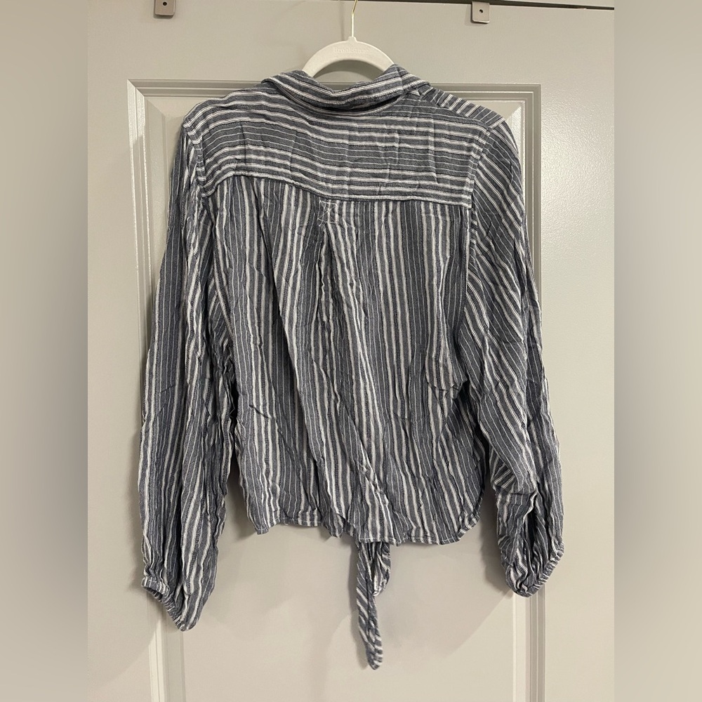 American Eagle Outfitters Blue Striped Button-Down Shirt - Picture 5 of 5